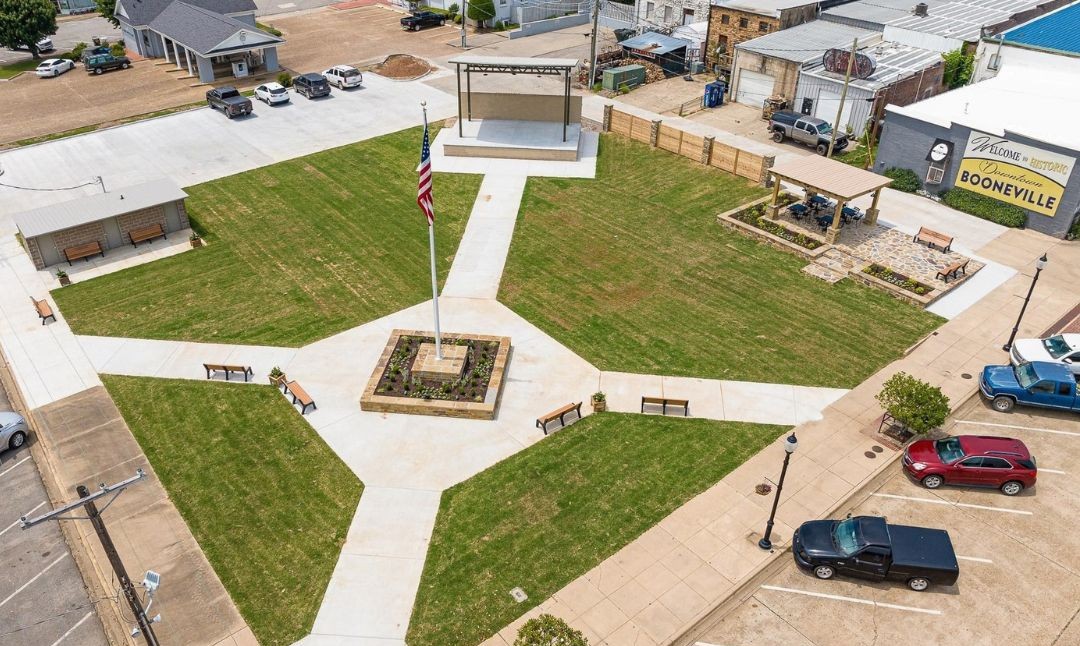 Broadway Memorial Park Booneville